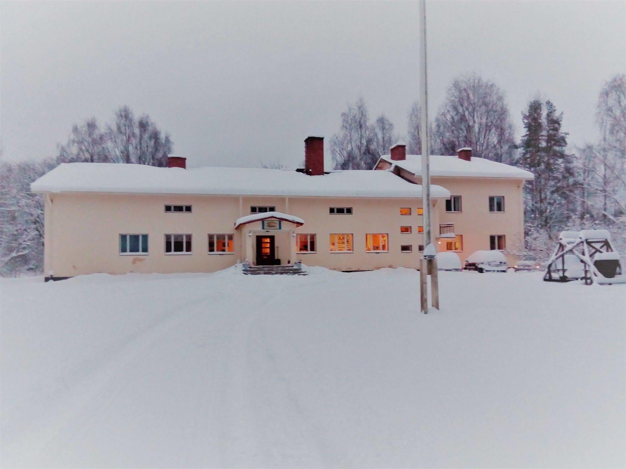 Vanhan Koulun Majatalo-Old School Guest House Koli  Exterior photo